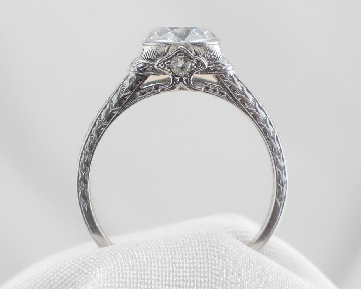 Art Deco 1.70-Carat Diamond Ring