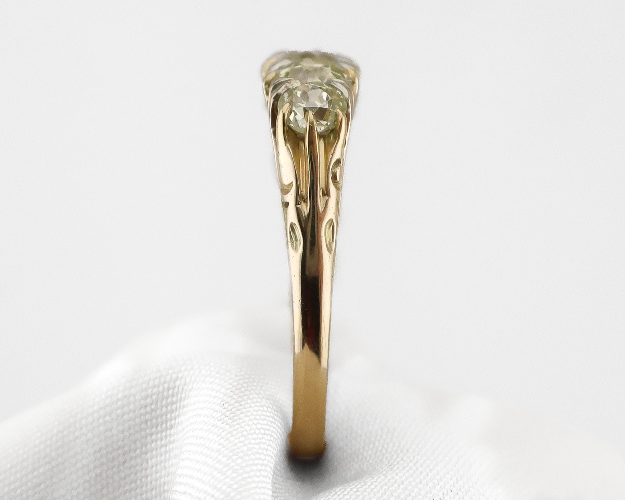 Victorian 5-Stone Diamond Ring