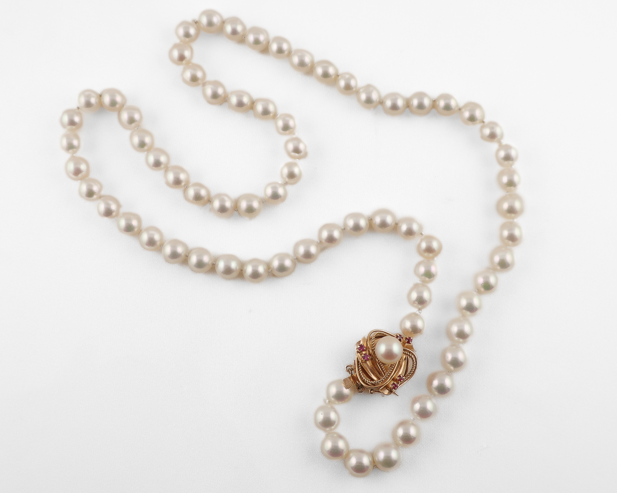 1960s Saltwater Pearl Strand with Fancy Clasp