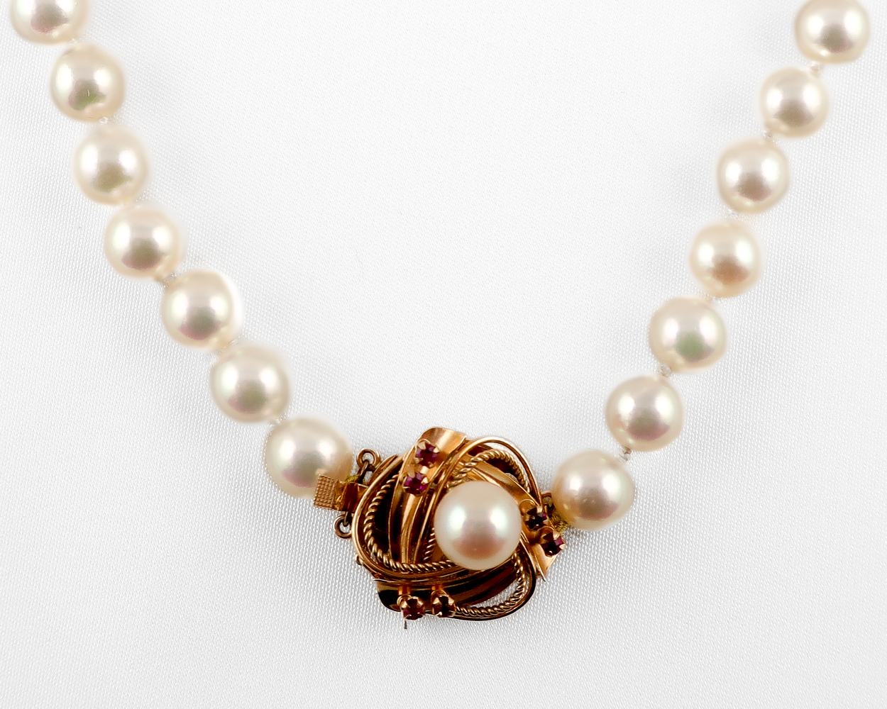 1960s Saltwater Pearl Strand with Fancy Clasp