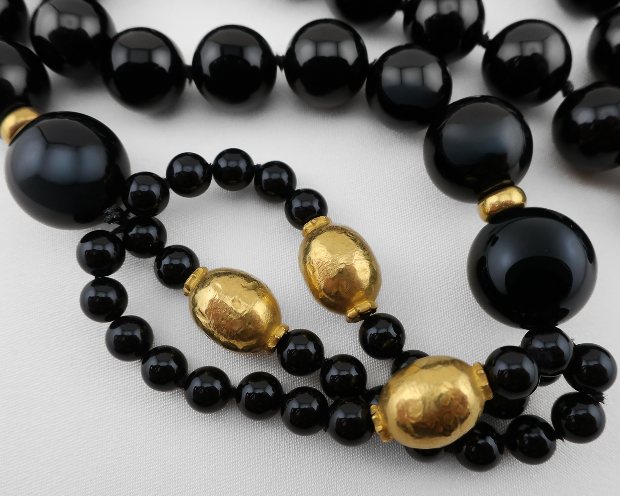 1980s Onyx & Gold Bead Necklace