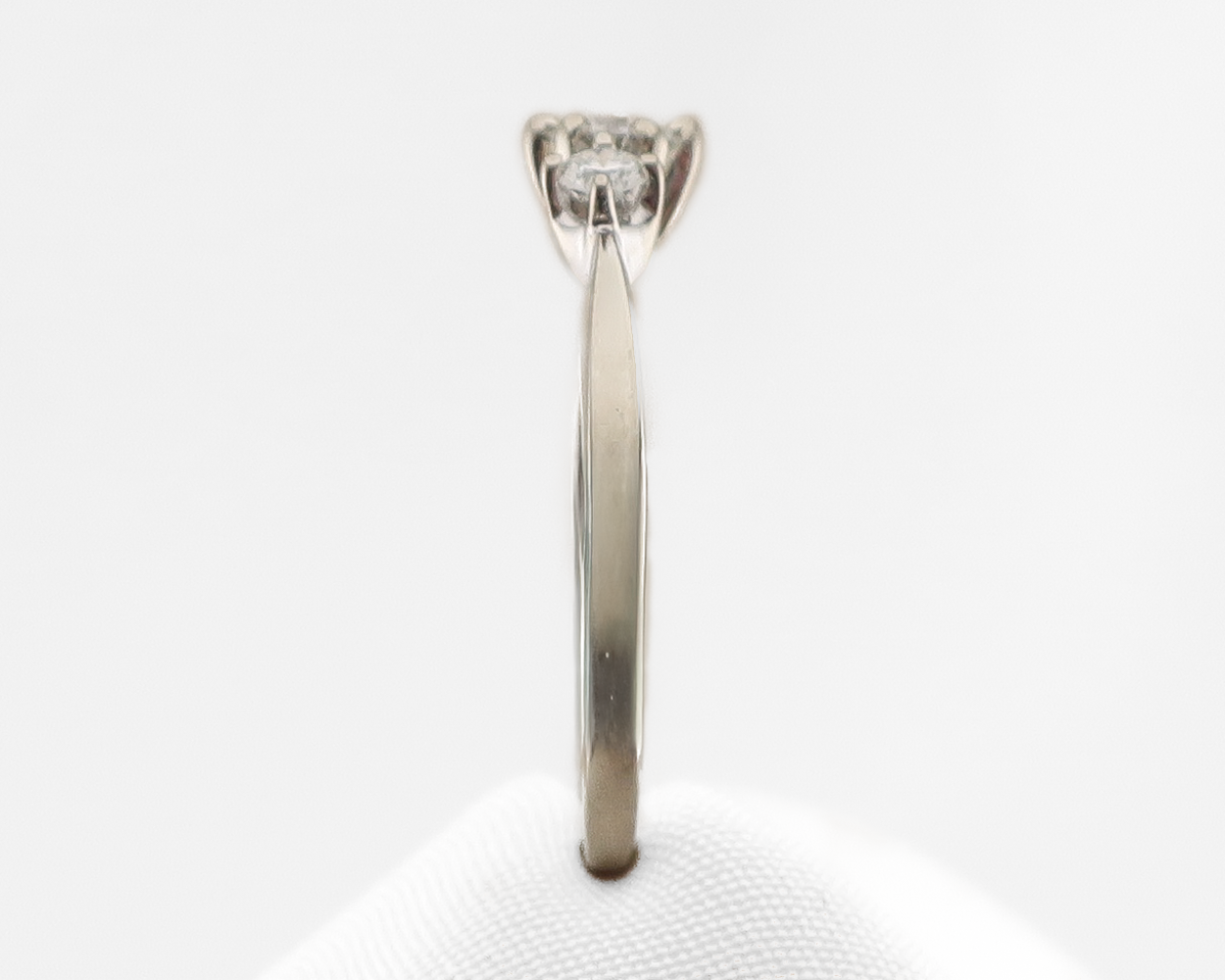 Vintage 3-Stone Diamond Ring