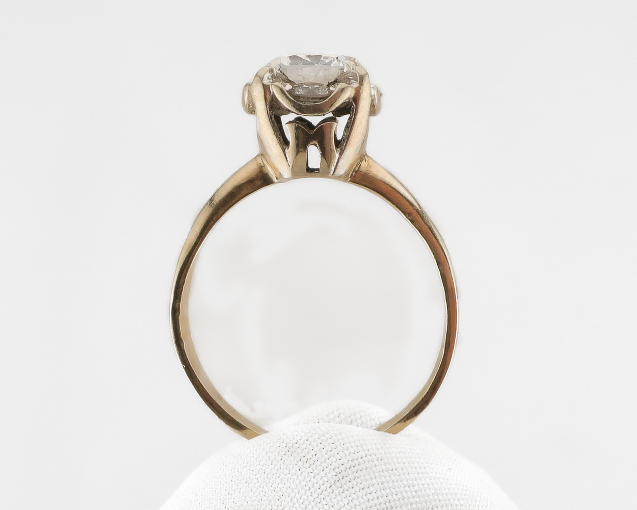 Vintage Illusion-Set Diamond Ring