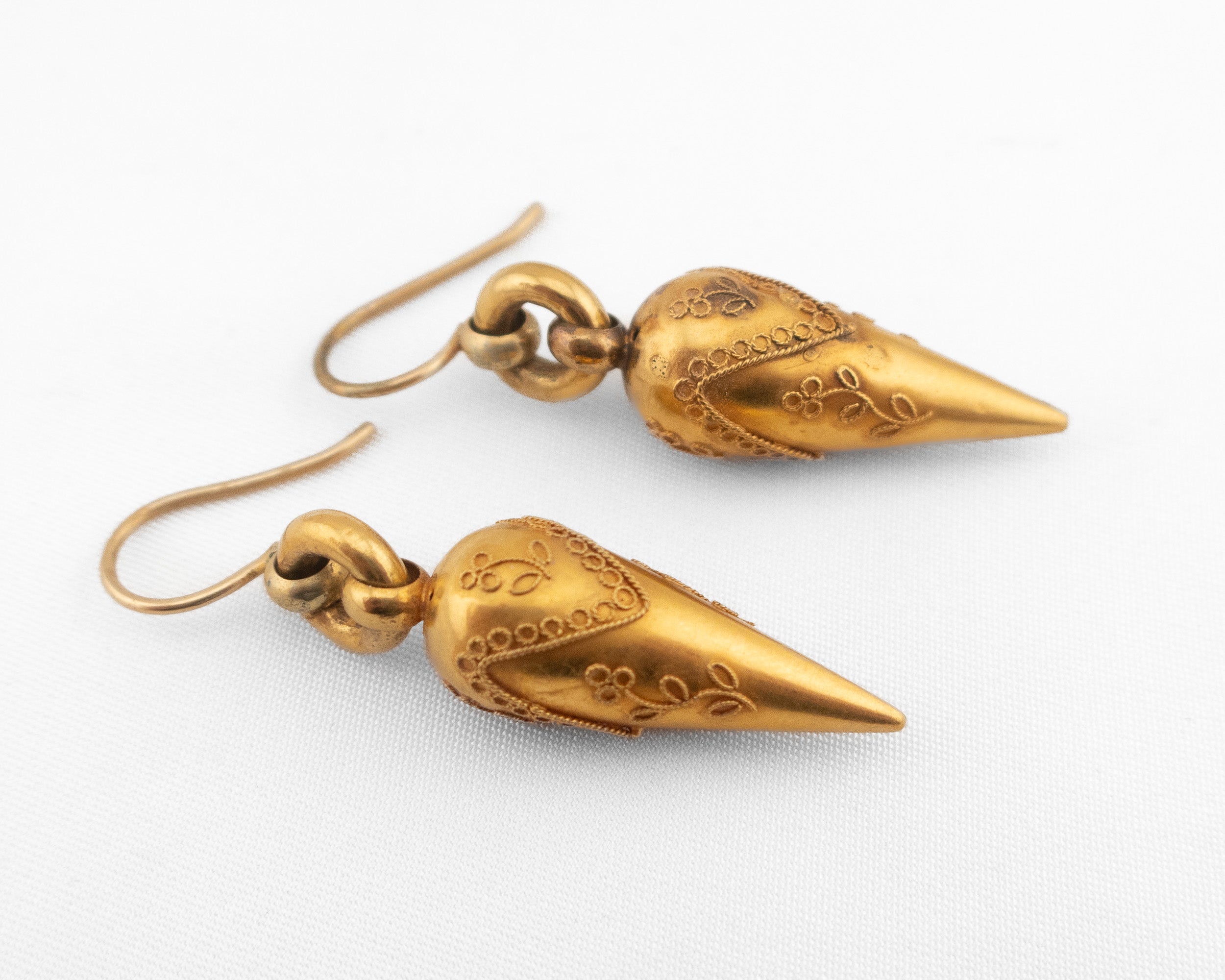 Circa 1870 Victorian Etruscan Revival 15KT Gold Drop Earrings