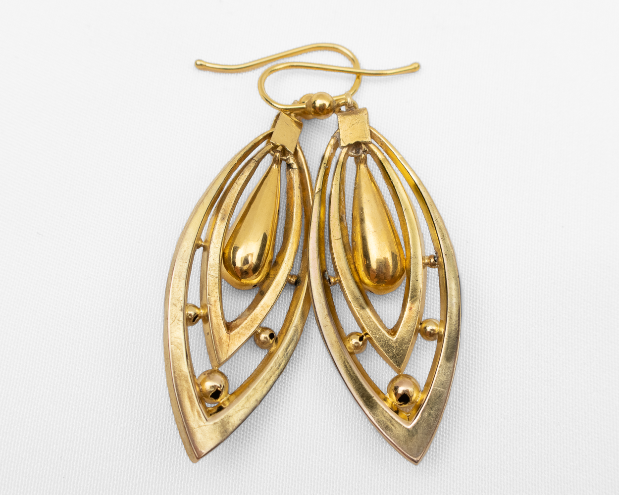 Victorian Oval Hoop Earrings