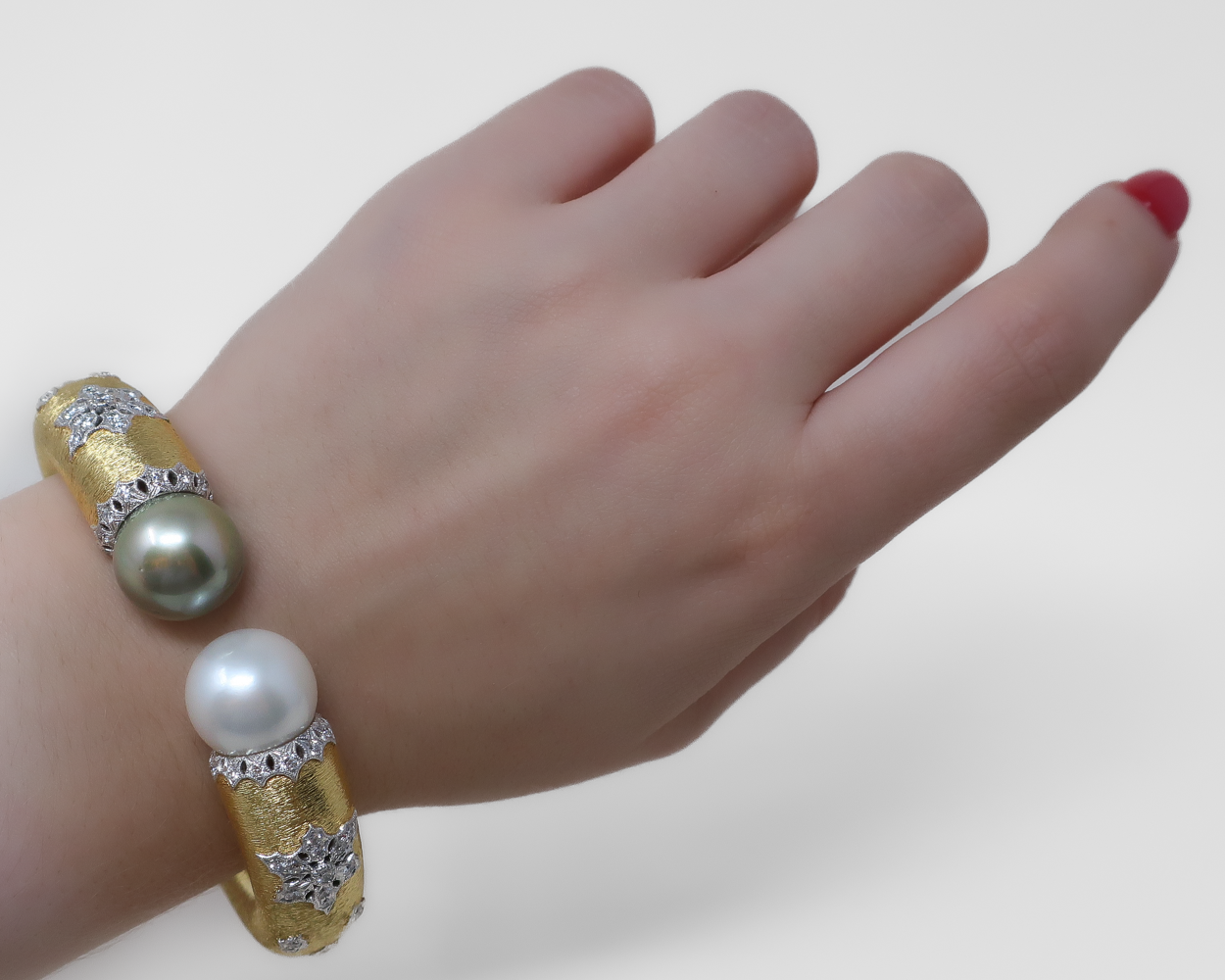 Vintage Bangle with Diamonds & Pearls