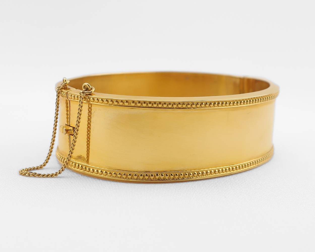 Victorian Gold Bangle with Granulation