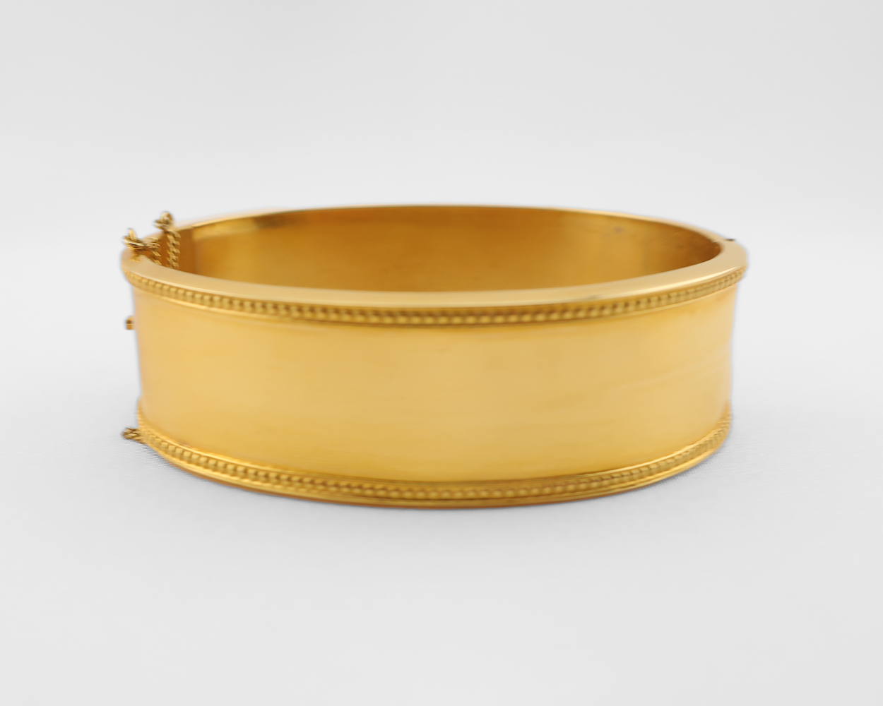 Victorian Gold Bangle with Granulation