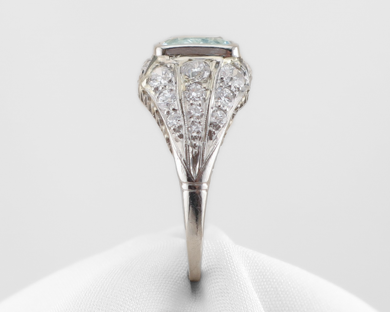 Art Deco Platinum Aquamarine Ring