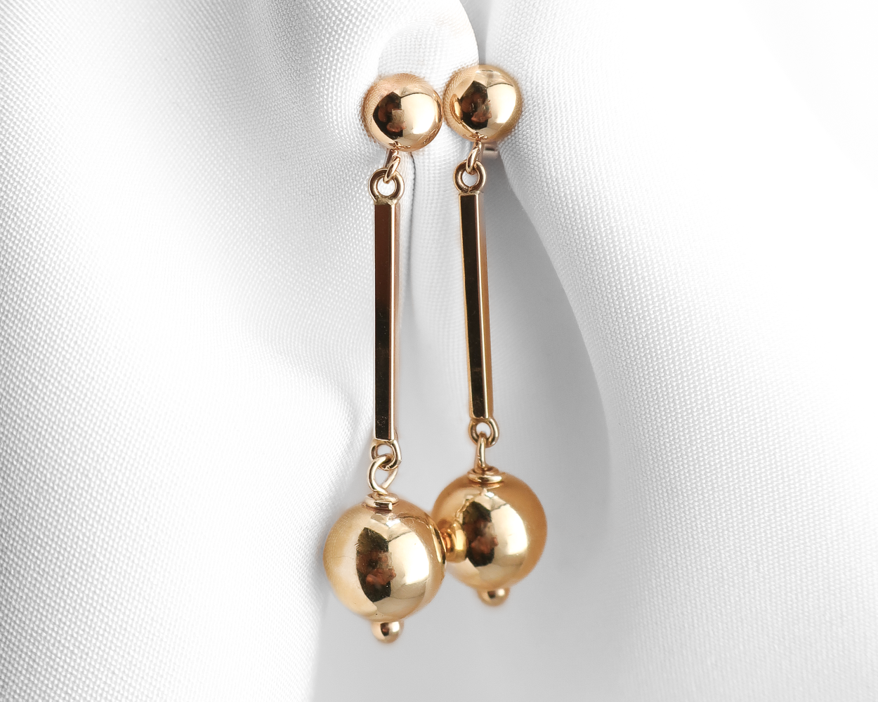 Retro 14KT Ball Dangle Earrings