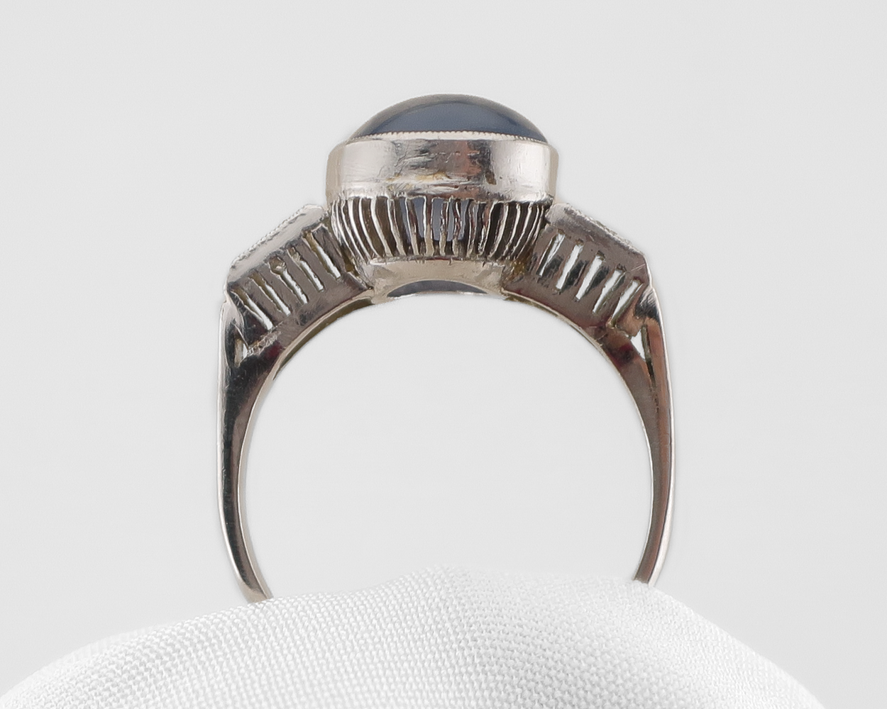 Art Deco Star Sapphire & Diamond Ring