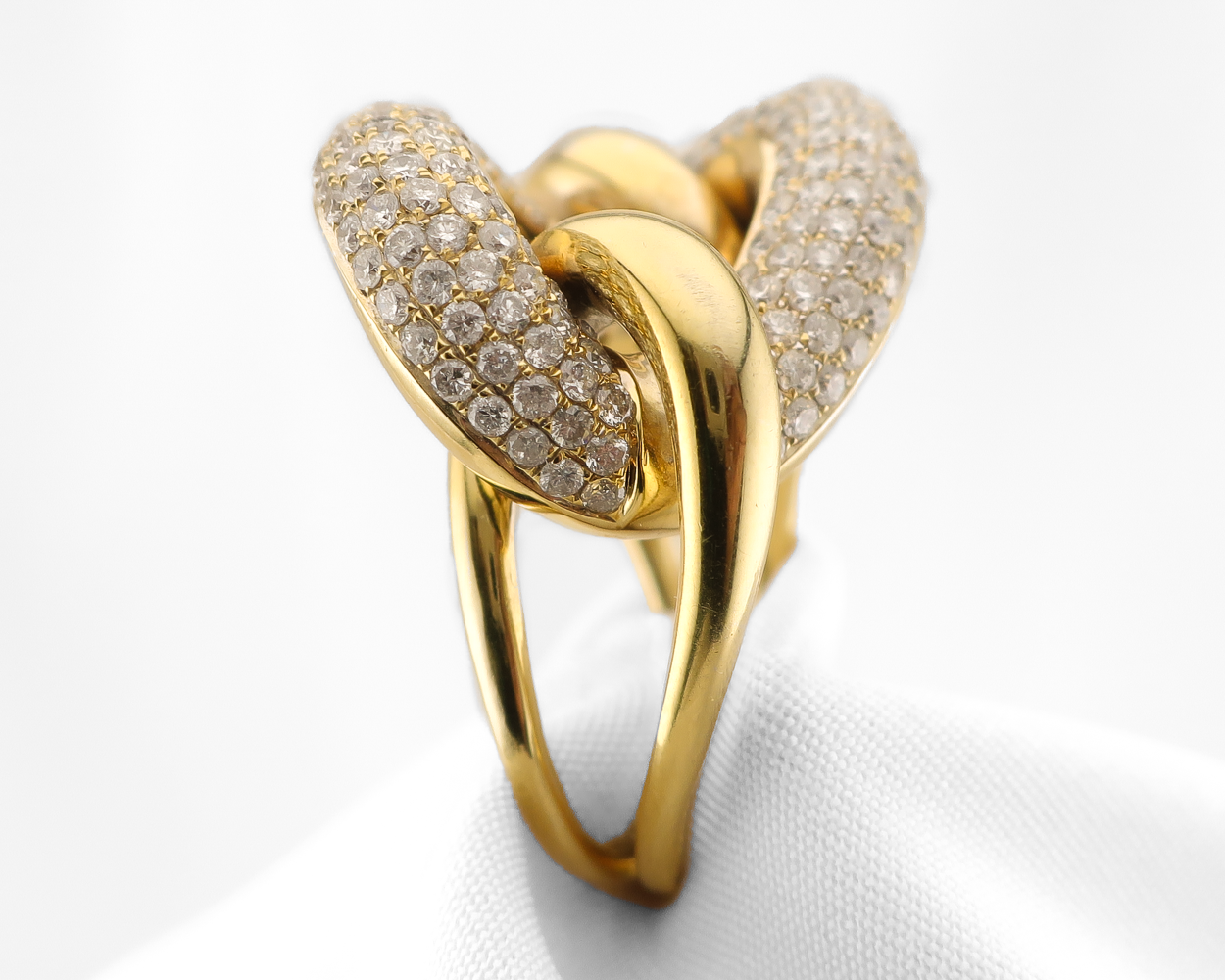 '80s Gold & Diamond Loop Ring