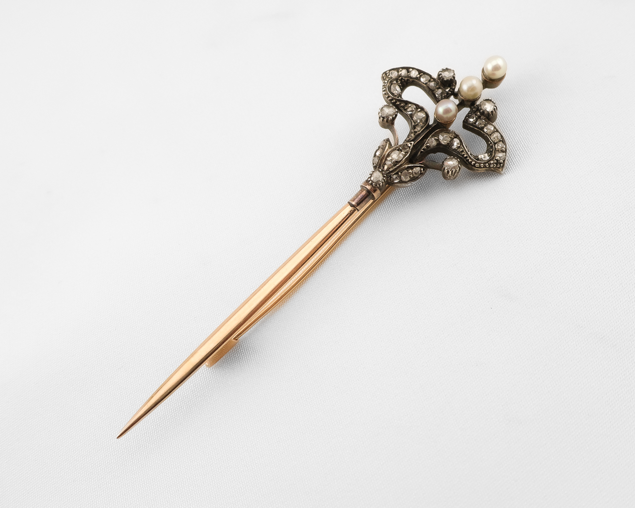 Late-Victorian Pearl & Diamond Pin