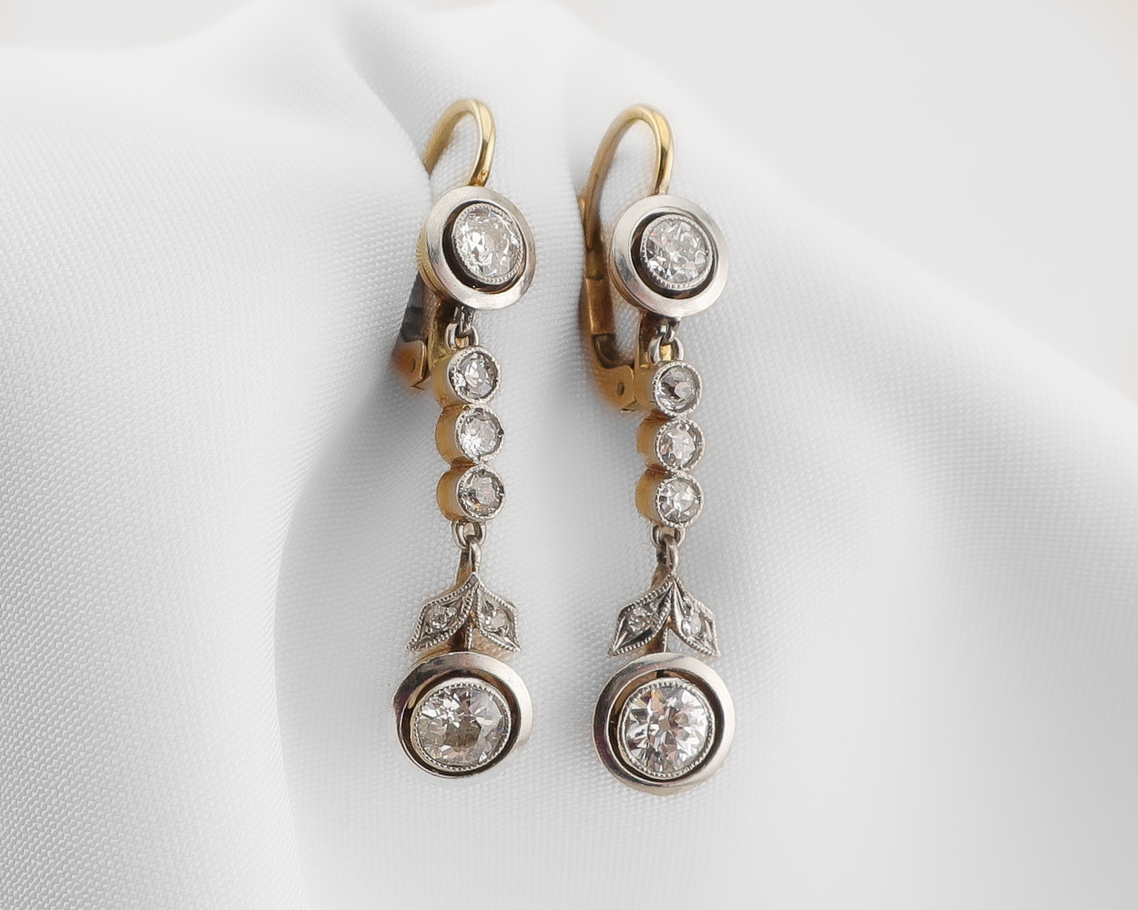 Art Deco Diamond Dangle Earrings