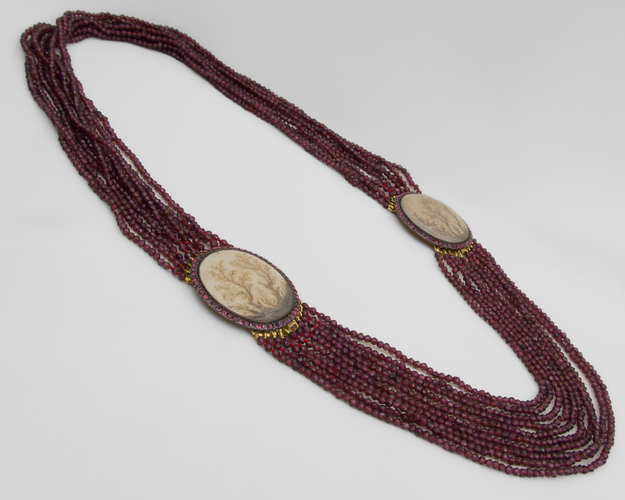 Early-Victorian Garnet Strand Hair Necklace