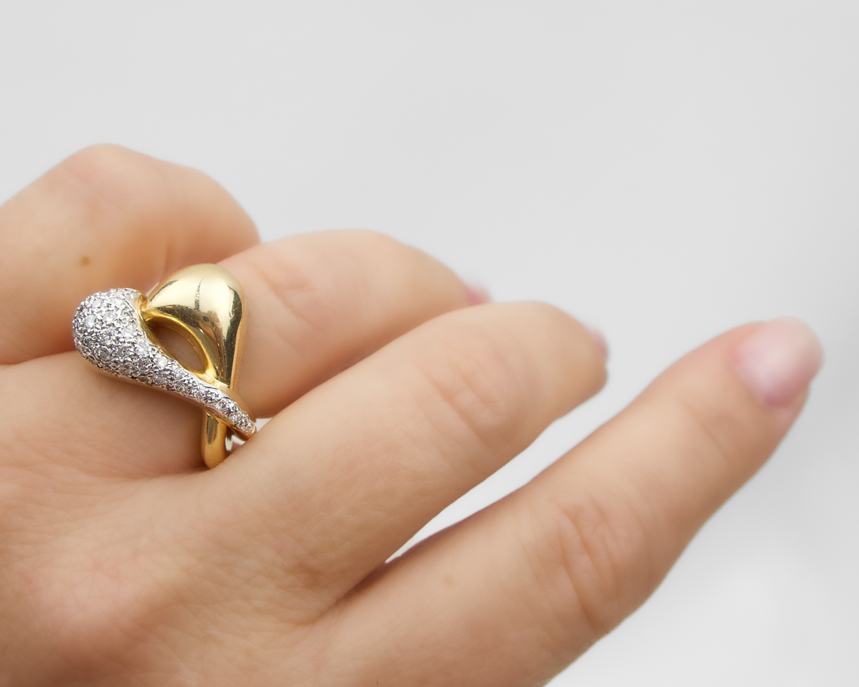 Late-Midcentury Modernist Diamond Ring