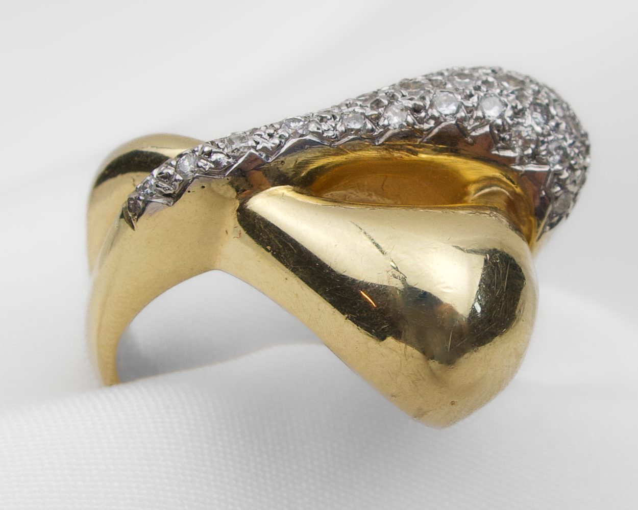 Late-Midcentury Modernist Diamond Ring