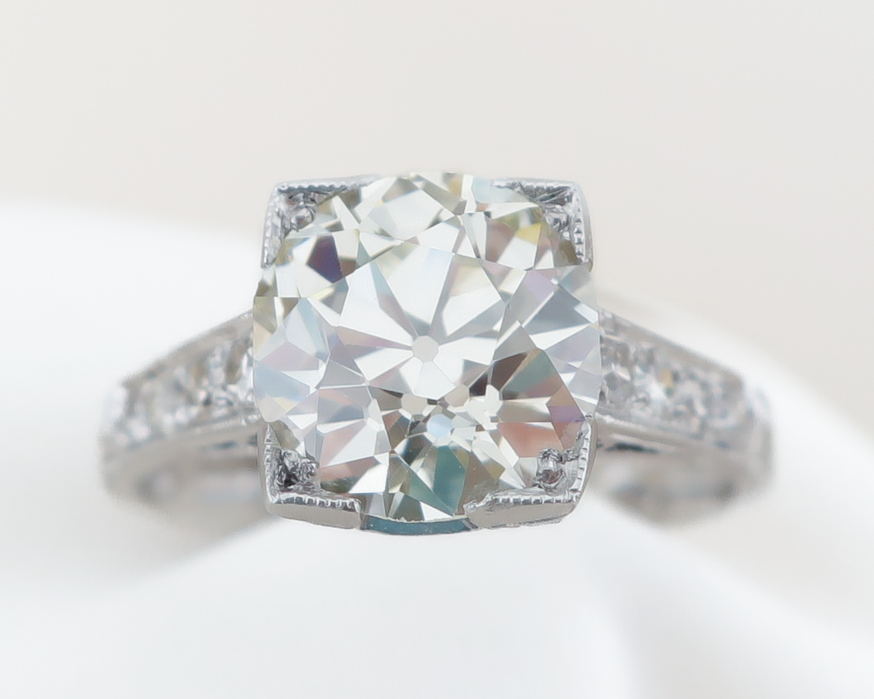 Art Deco 2.19-Carat Diamond Solitaire