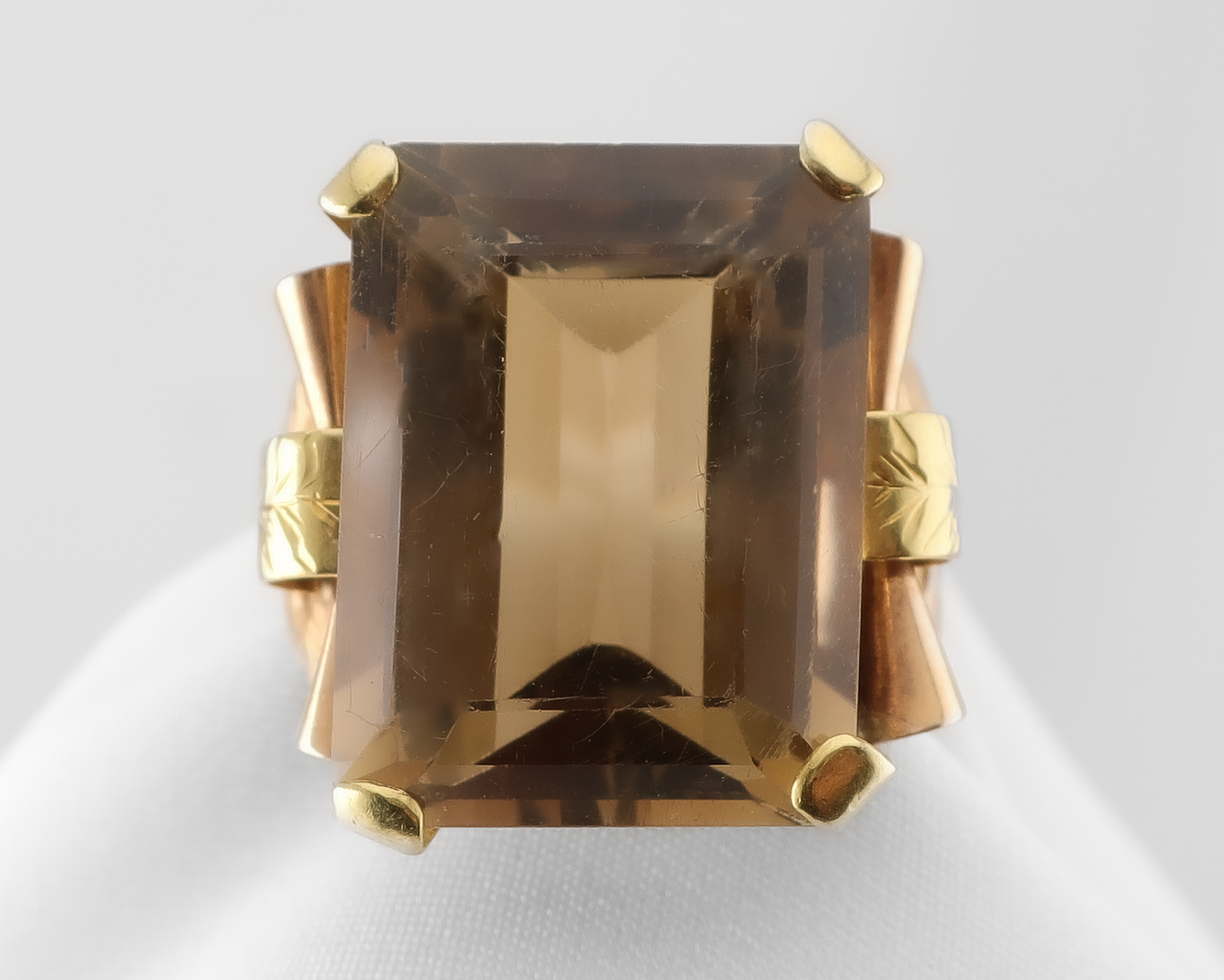 Retro-Era Citrine Cocktail Ring