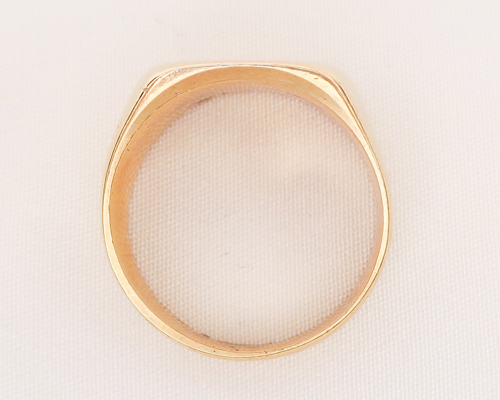 Victorian 18KT Gold Intaglio Ring