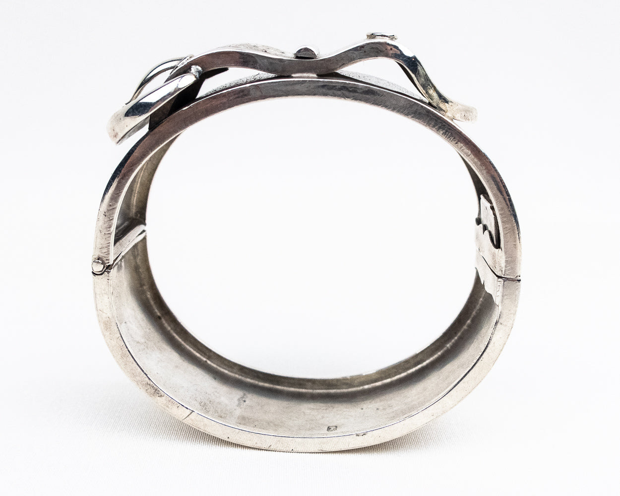 Victorian Engraved Buckle Bangle