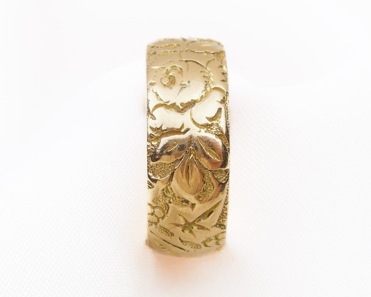 Edwardian Engraved English Band
