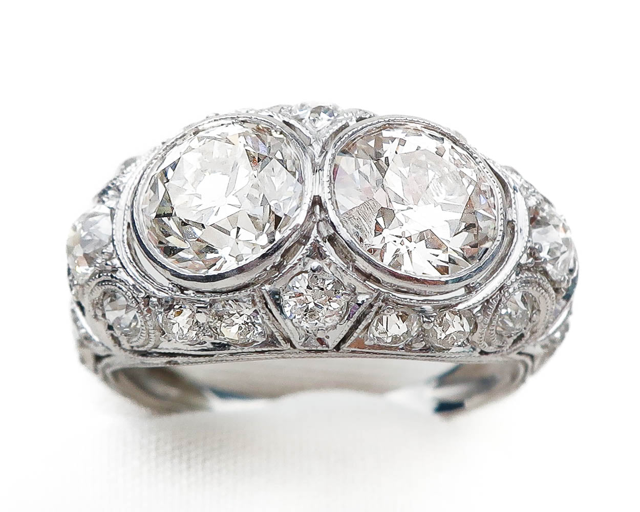 Art Deco Double-Diamond Filigree Ring