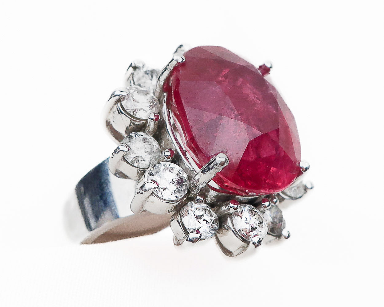 Antique Ruby Engagement Rings
