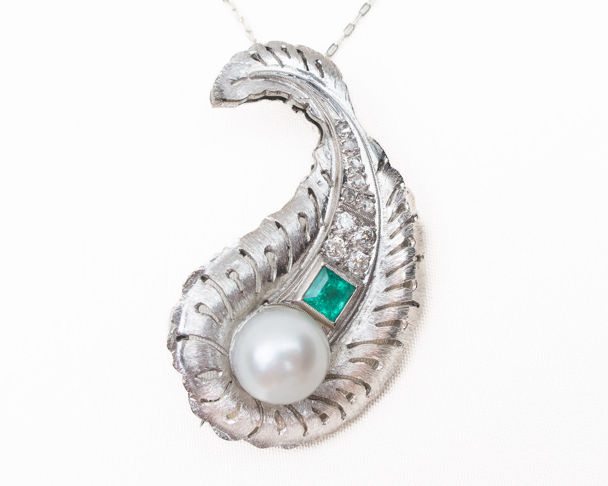 Midcentury Paisley Saltwater Pearl, Emerald and Diamond Brooch/Pendant