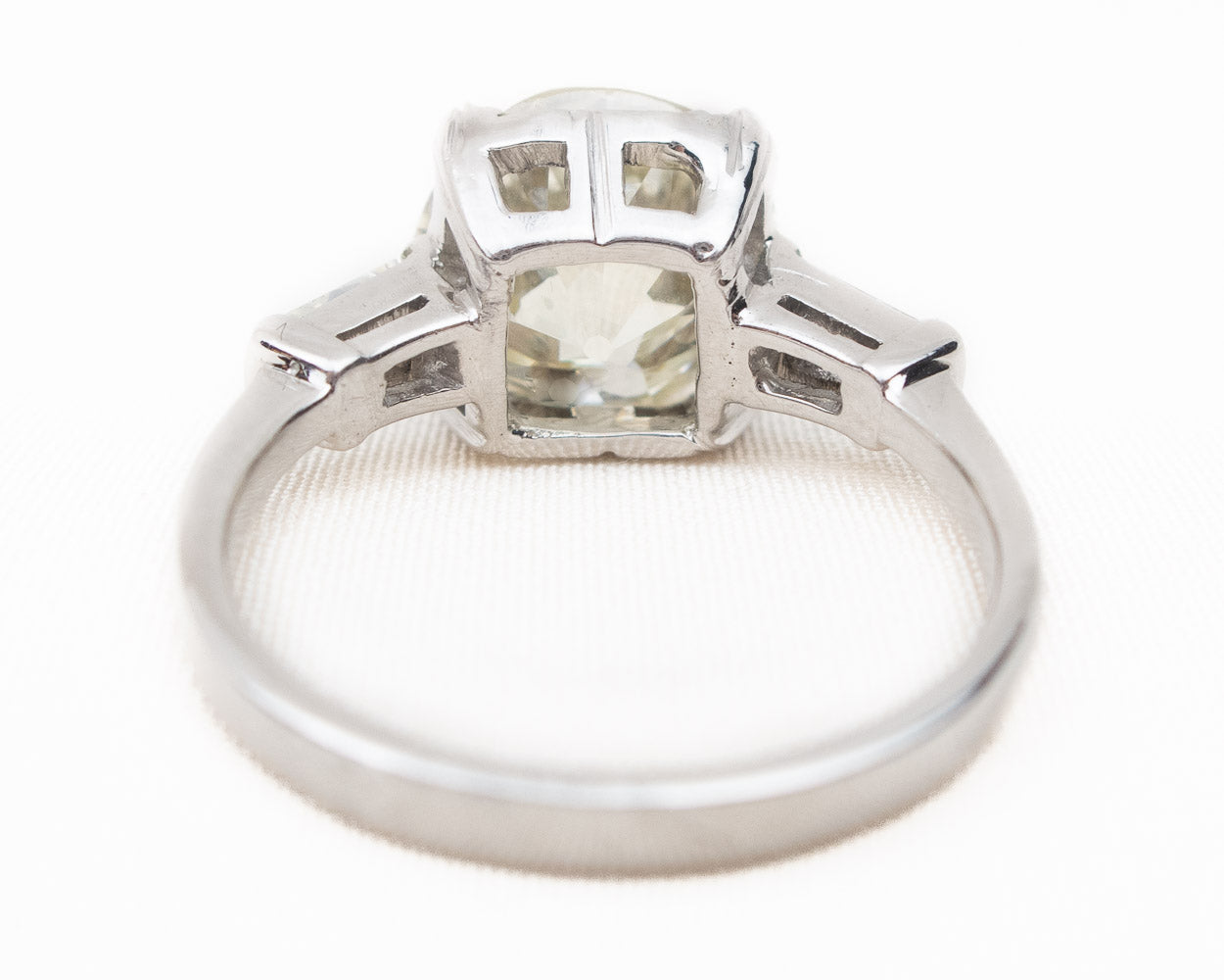 Art Deco 5.82-Carat Diamond Ring