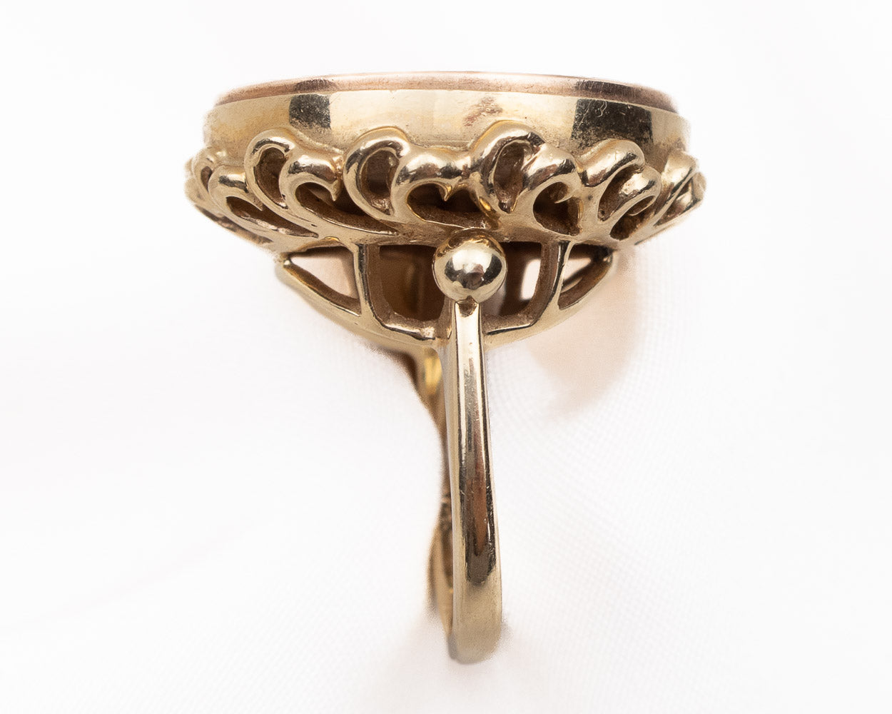 Victorian Gold-Bearing Quartz Cocktail Ring