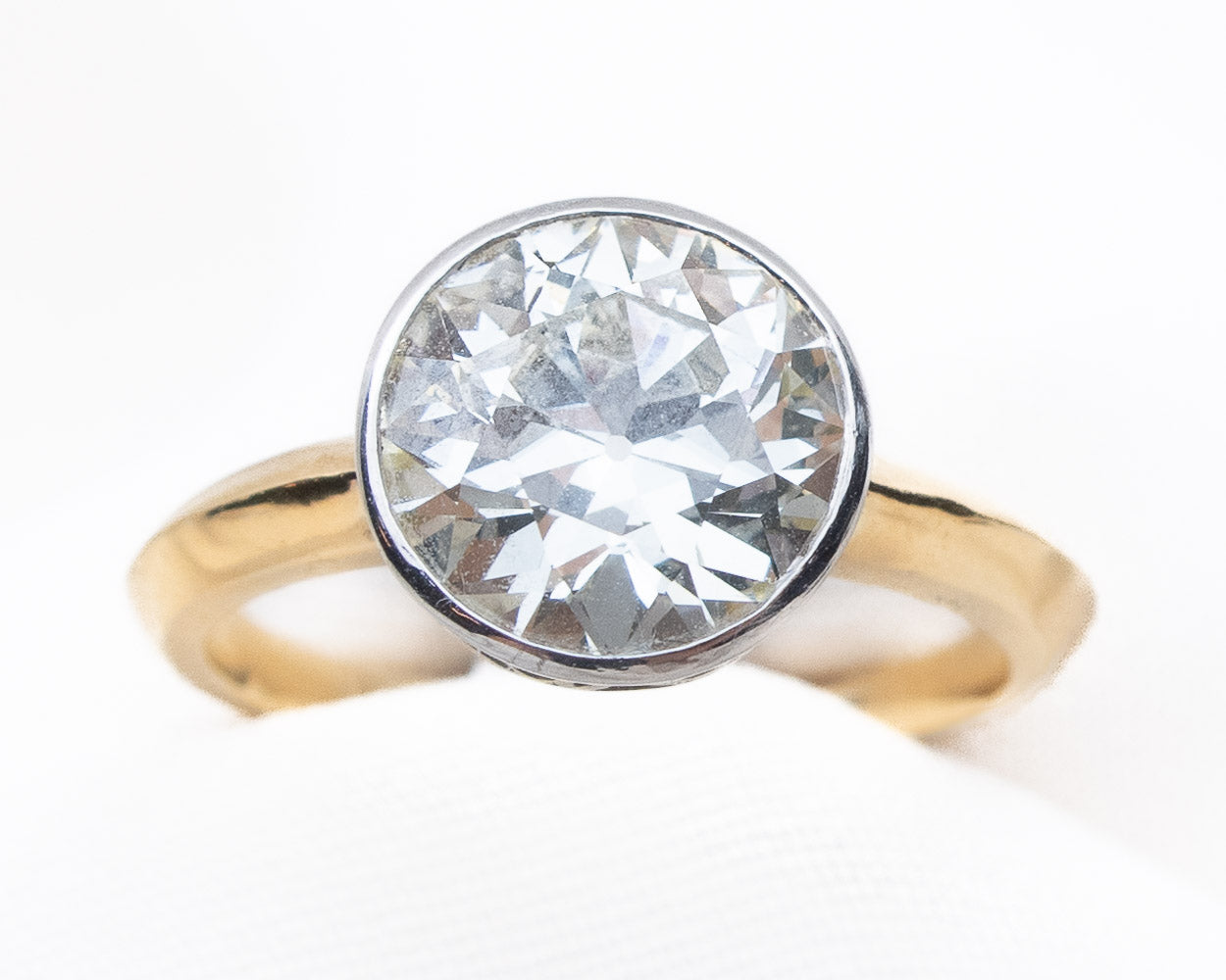 Art Deco 2.16-Carat Diamond Solitaire
