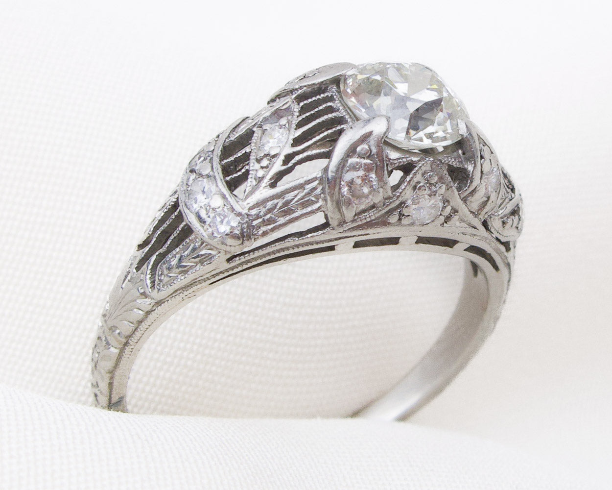 Art Deco Diamond Filigree Ring