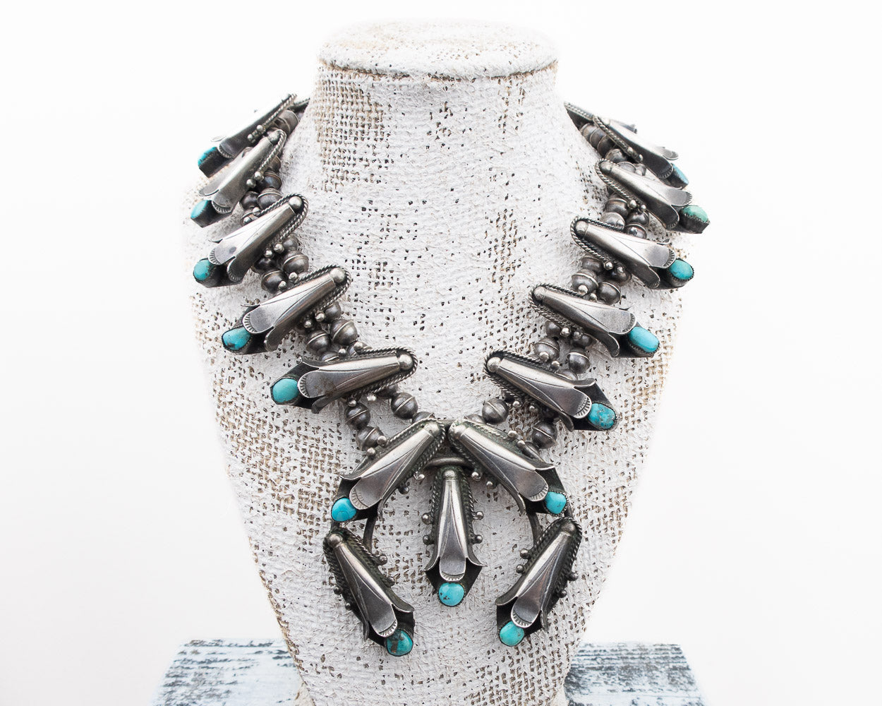Navajo Sleeping Beauty Turquoise Squash Blossom Set - Native American  Jewelry Sets, Native American Necklaces, Navajo Jewelry