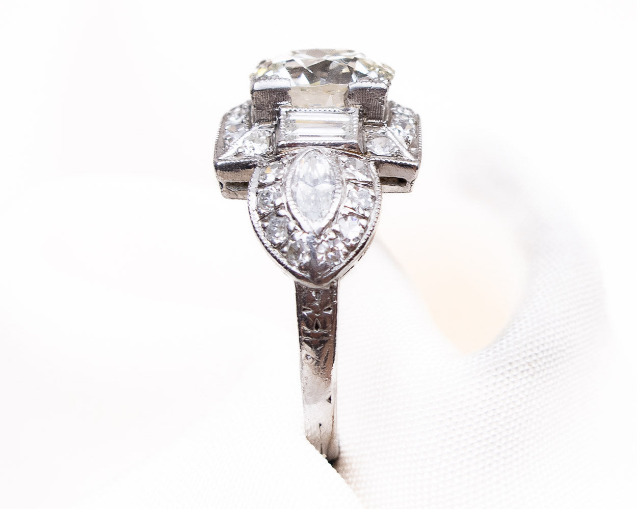 Art Deco 2.55-Carat Diamond Engagement Ring