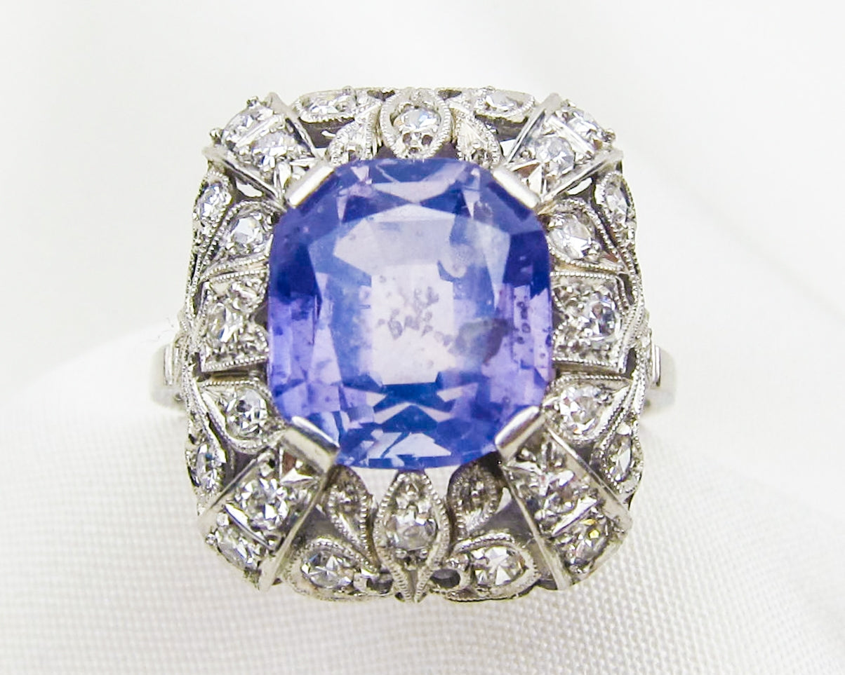 sapphire-diamond-halo-ring